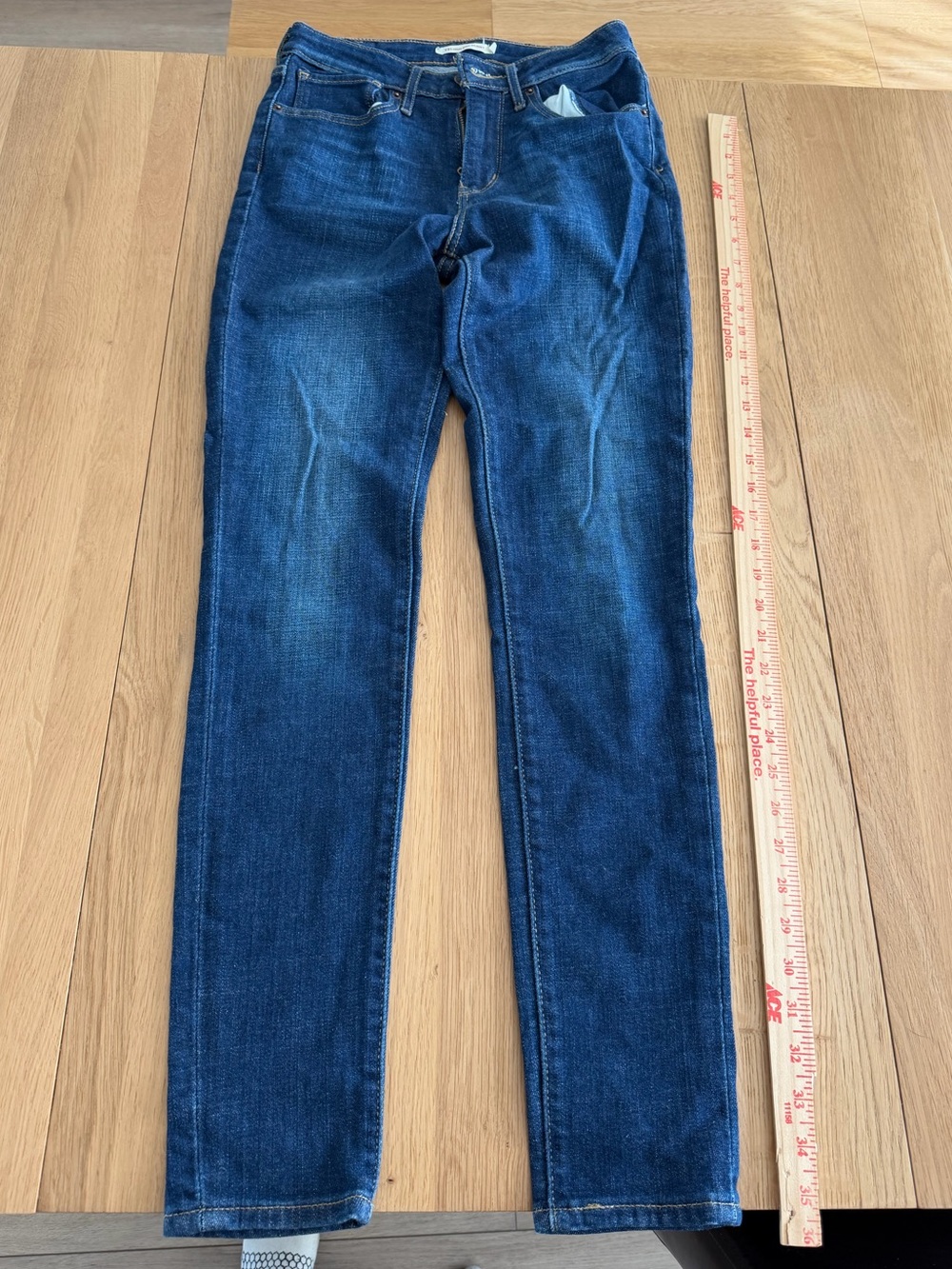 Levi's 721 High Rise Skinny Jeans Women's 27